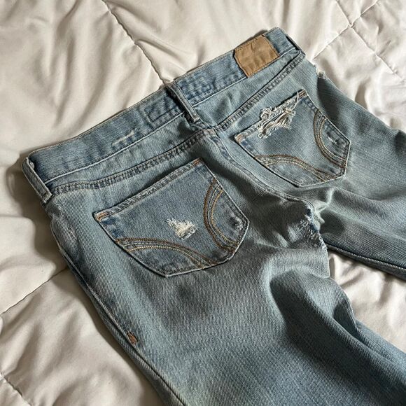 Vintage Y2K Low Rise Light Wash Distressed Cali Flare Jeans from Hollister 1R - Picture 6 of 8